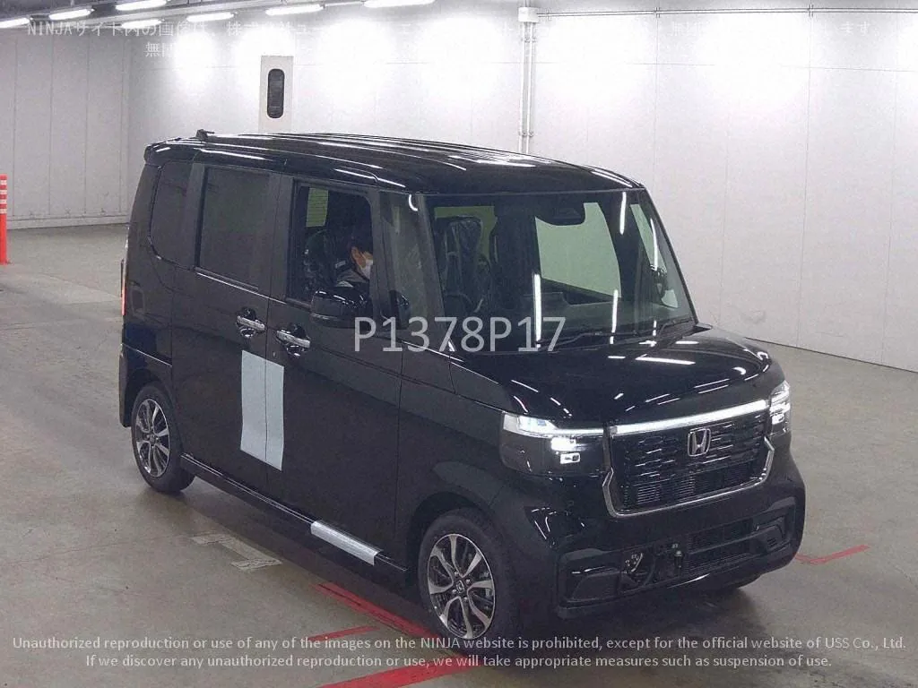 HONDA N BOX CUSTOM - фото 1